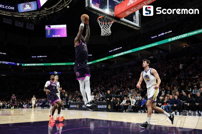 커리 빠진 골든스테이트, 미네소타에 83-108 완패